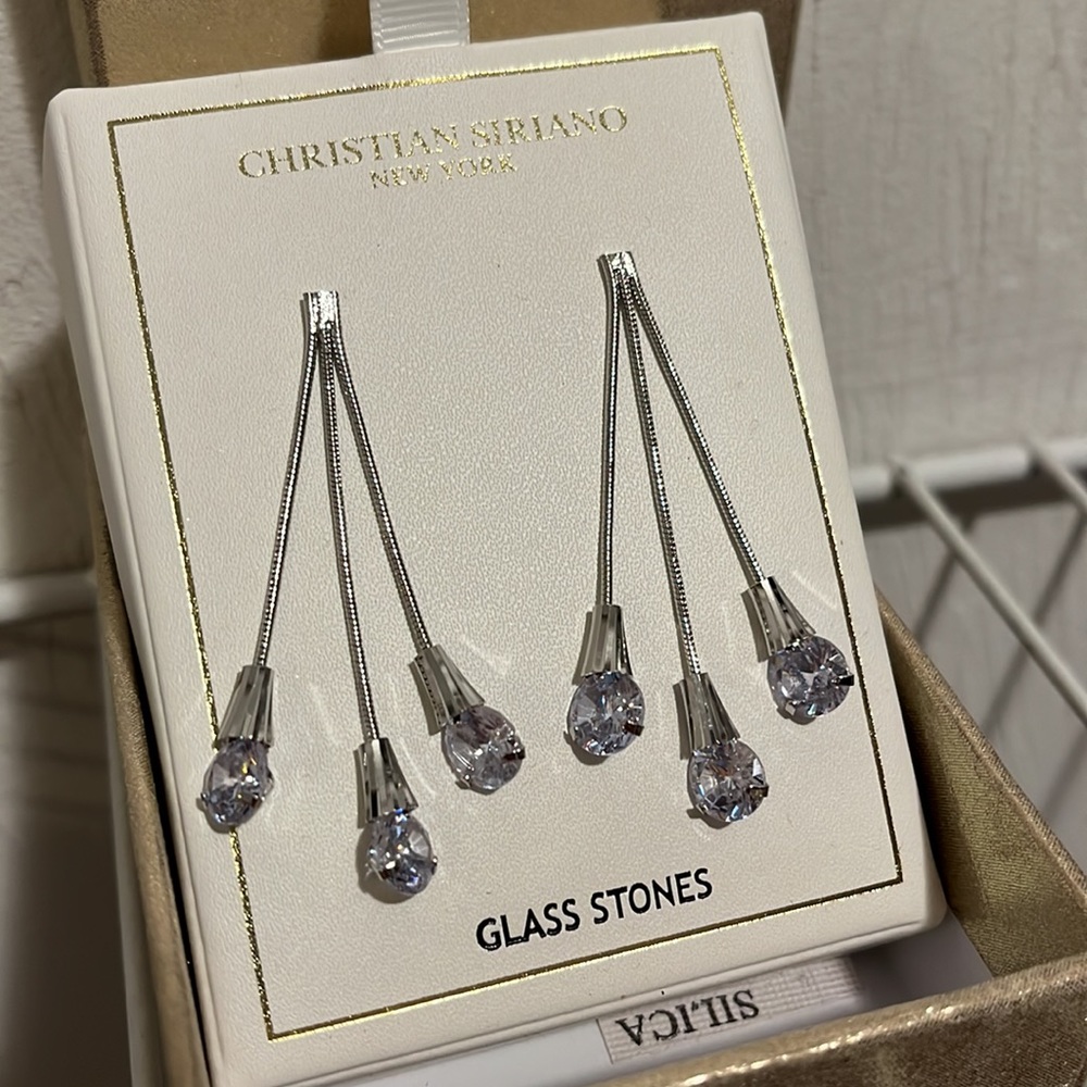 Sparkling Glass Earrings Christian Siriano - Picture 3 of 4